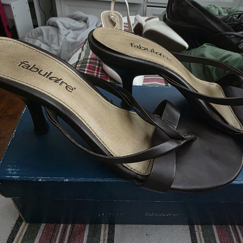 DARK Brown Women's Strappy Sandals